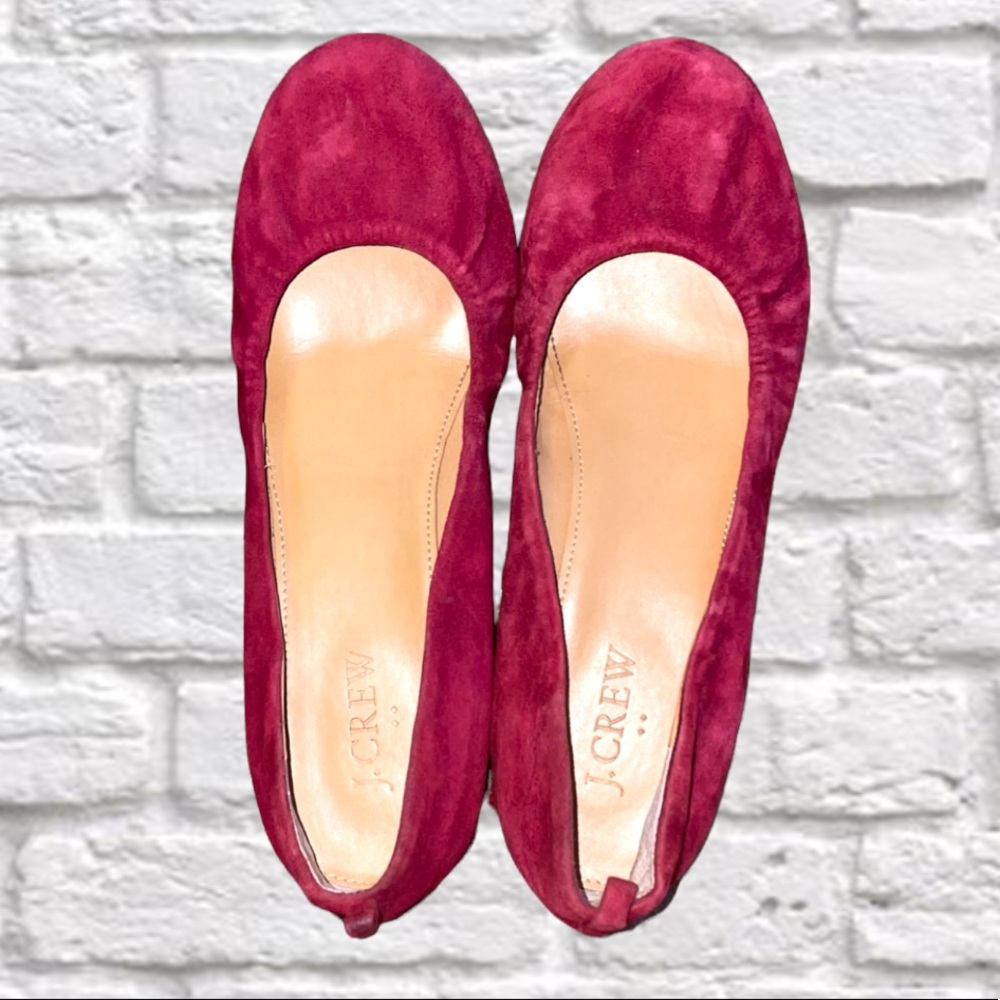 J CREW RED SUEDE FLATS SIZE 6